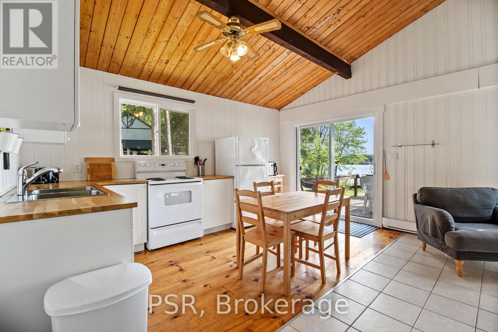 1113 Moon River Road, Muskoka Lakes, Ontario  P0C 1A0 - Photo 29 - X12196986