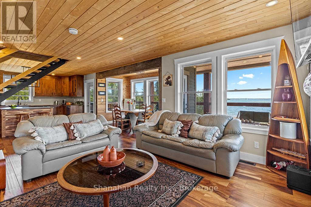 409 Eagle Road, Northern Bruce Peninsula, Ontario  N0H 2R0 - Photo 16 - X12197181