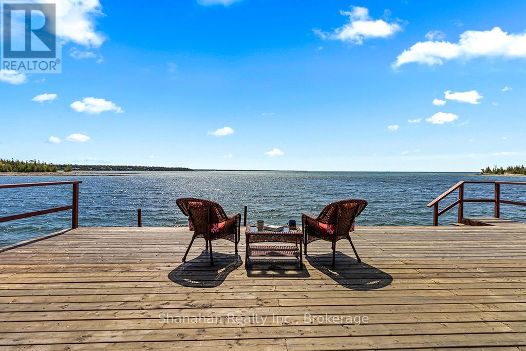 409 Eagle Road, Northern Bruce Peninsula, Ontario  N0H 2R0 - Photo 38 - X12197181