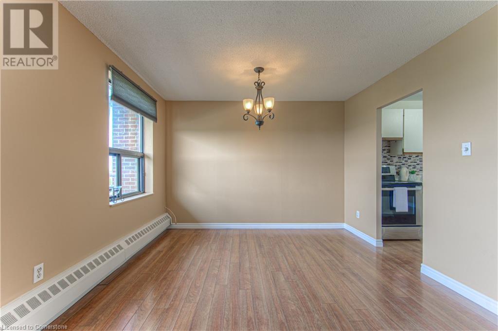 1100 Courtland Avenue E Unit# 714, Kitchener, Ontario  N2C 2H9 - Photo 13 - 40732951