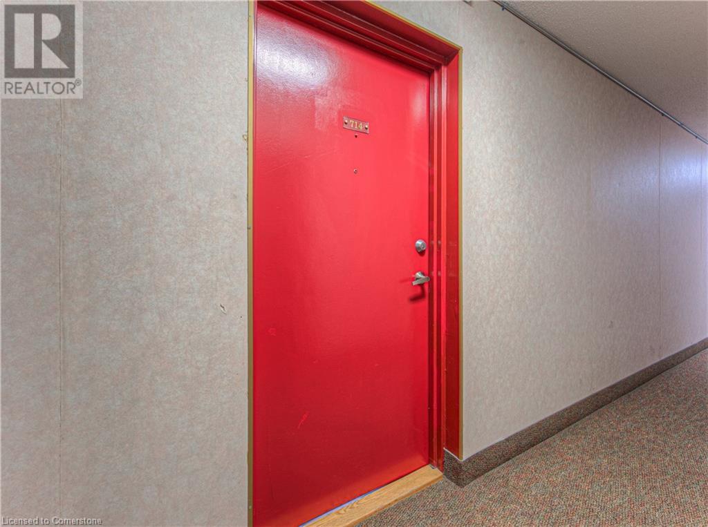 1100 Courtland Avenue E Unit# 714, Kitchener, Ontario  N2C 2H9 - Photo 4 - 40732951