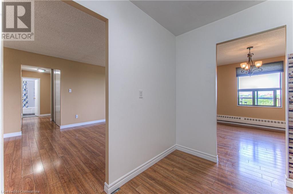1100 Courtland Avenue E Unit# 714, Kitchener, Ontario  N2C 2H9 - Photo 9 - 40732951