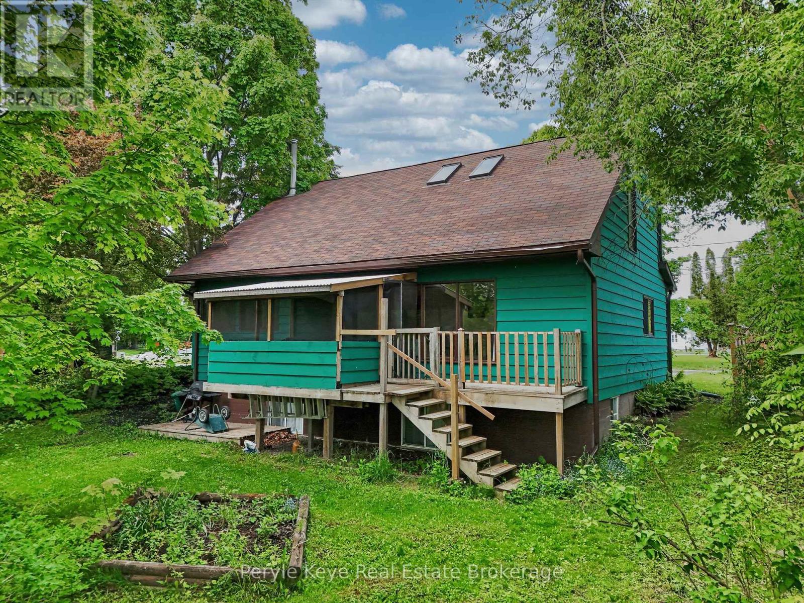 5 Bird Lane, Bracebridge, Ontario  P1L 1J1 - Photo 18 - X12197488