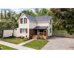 17 DOUGLAS STREET, Orillia, Ontario