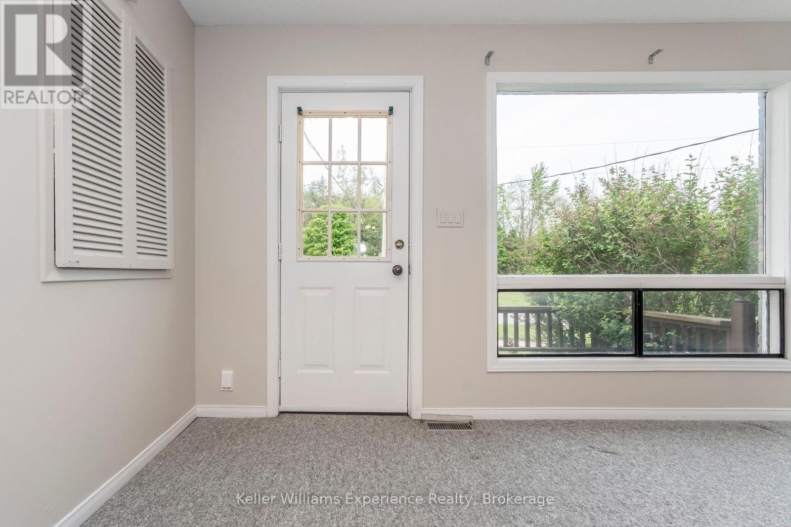 1788 Phelpston Road, Springwater, Ontario  L0L 2K0 - Photo 4 - S12197751