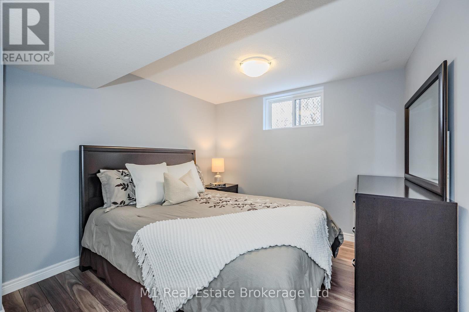 19 - 15 Valley Road, Guelph, Ontario  N1L 0H3 - Photo 34 - X12197696