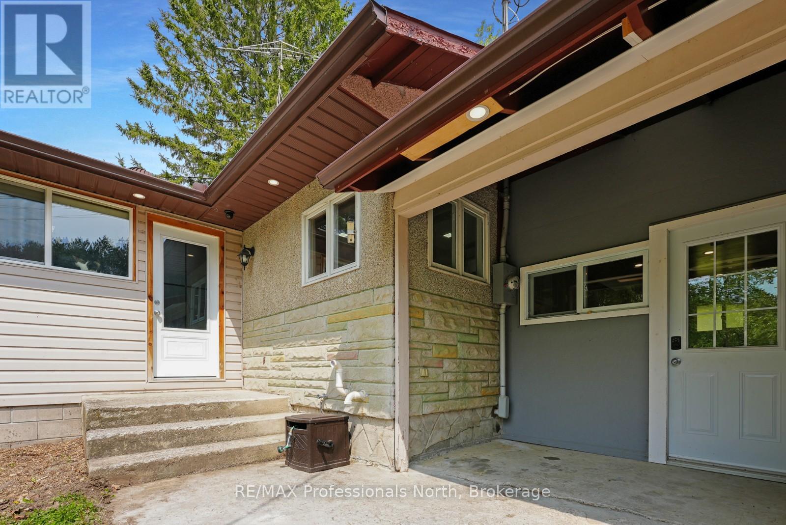 2473 North Shore Road, Algonquin Highlands, Ontario  K0M 1S0 - Photo 3 - X12197750