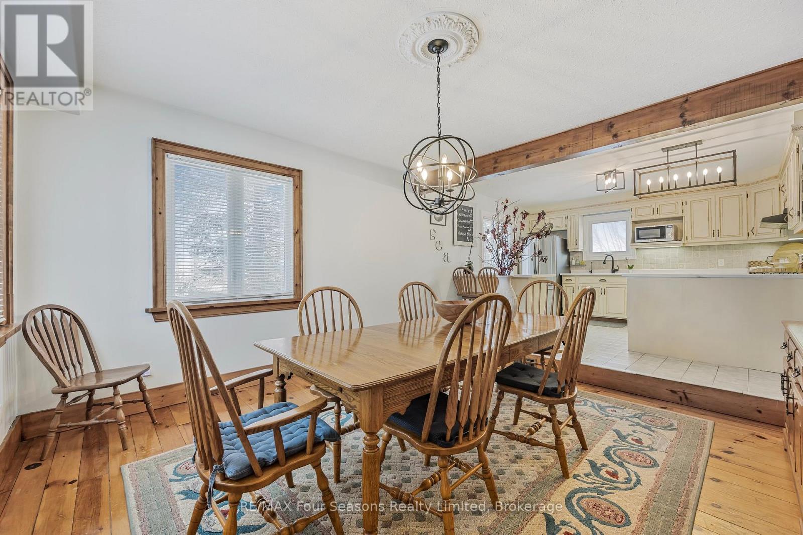 3 Sydenham Trail E, Clearview, Ontario  L0M 1H0 - Photo 10 - S12198023