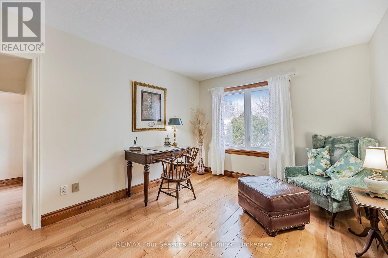 3 Sydenham Trail E, Clearview, Ontario  L0M 1H0 - Photo 23 - S12198023