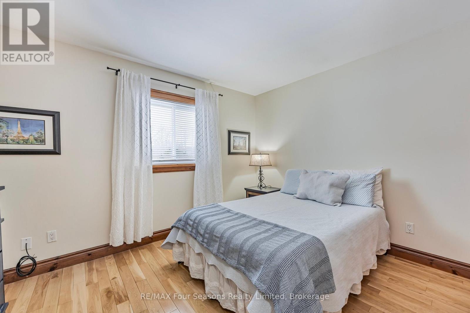 3 Sydenham Trail E, Clearview, Ontario  L0M 1H0 - Photo 24 - S12198023
