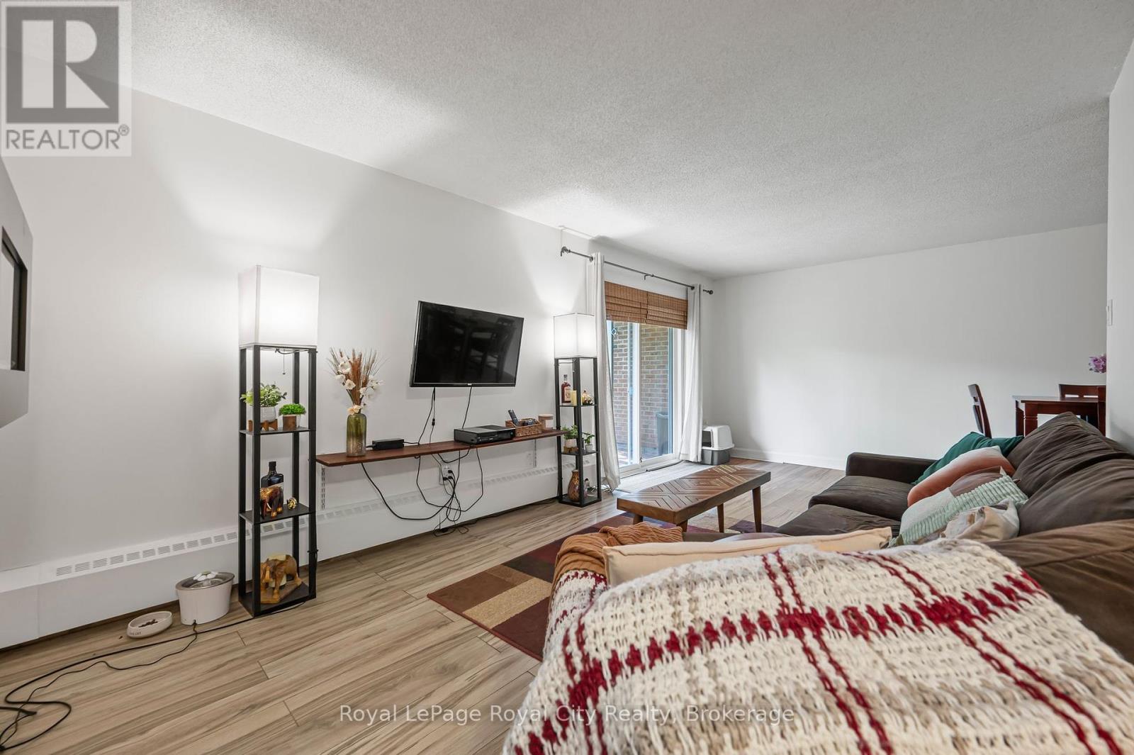 104 - 234 Willow Road, Guelph, Ontario  N1H 7C6 - Photo 7 - X12197777