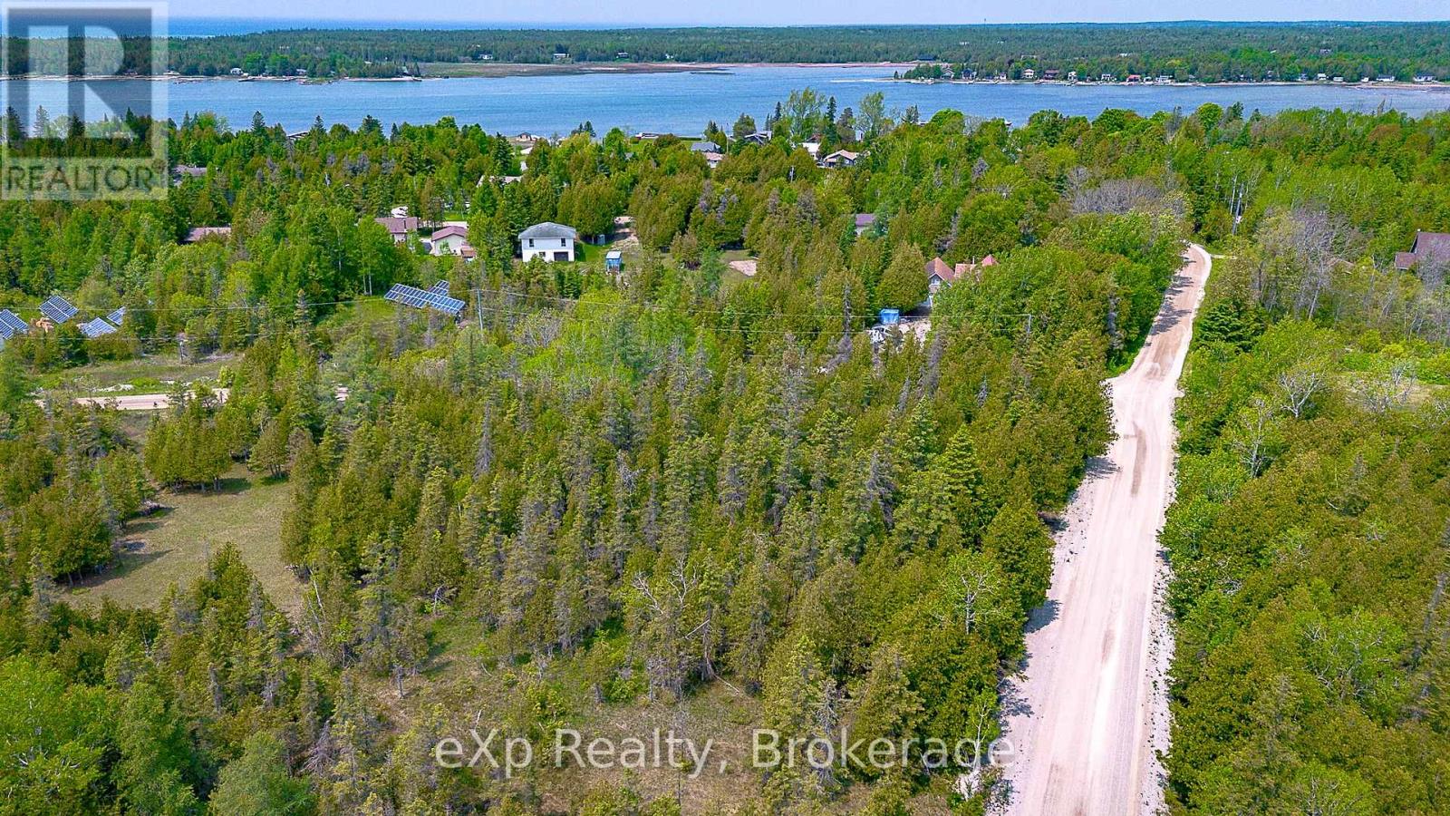 Pt Lt 92 Pt 34 Baywatch Drive, Northern Bruce Peninsula, Ontario  N0H 2T0 - Photo 7 - X12198103