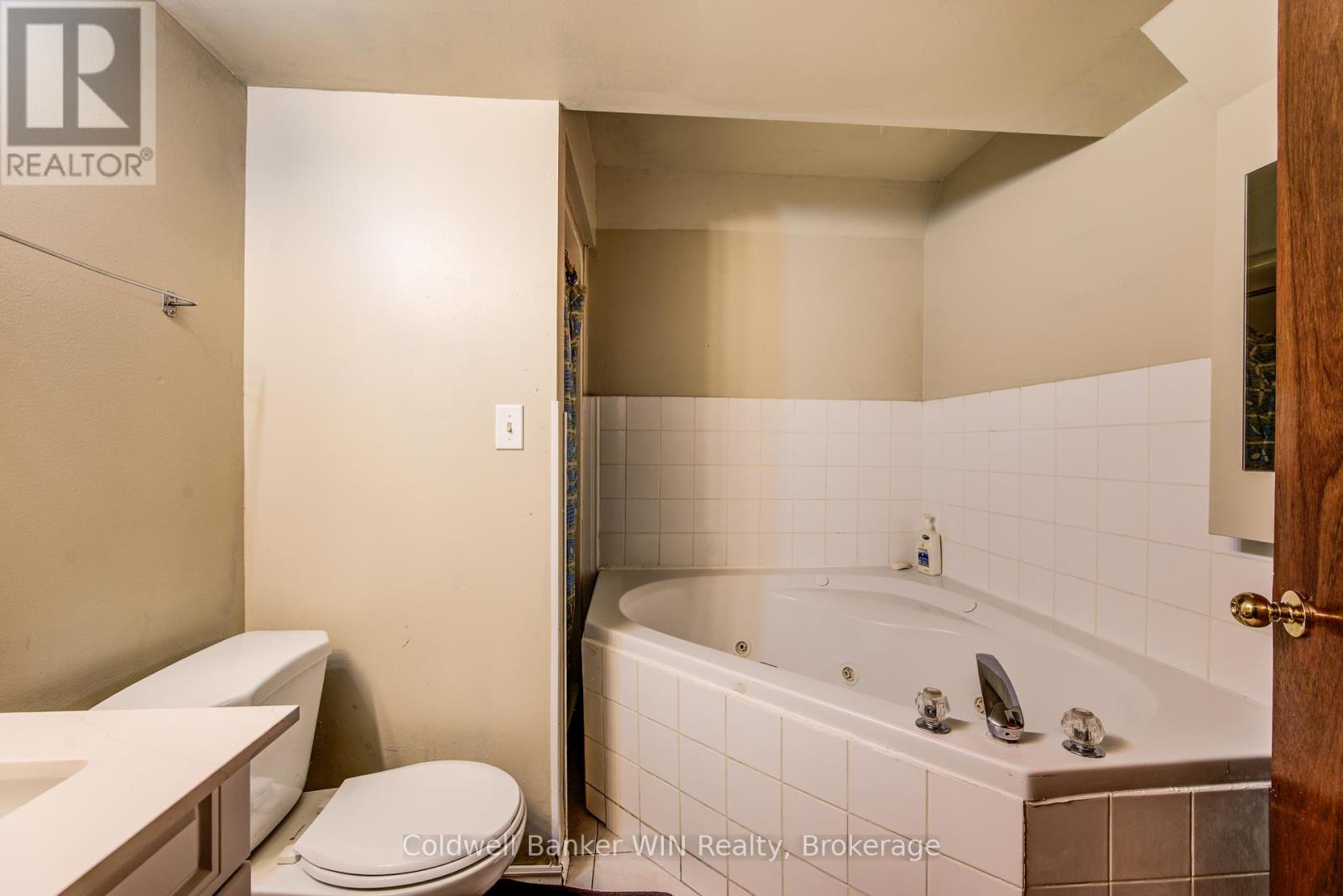 120 Melissa Cres., Wellington North, Ontario  N0G 2L3 - Photo 25 - X12198300