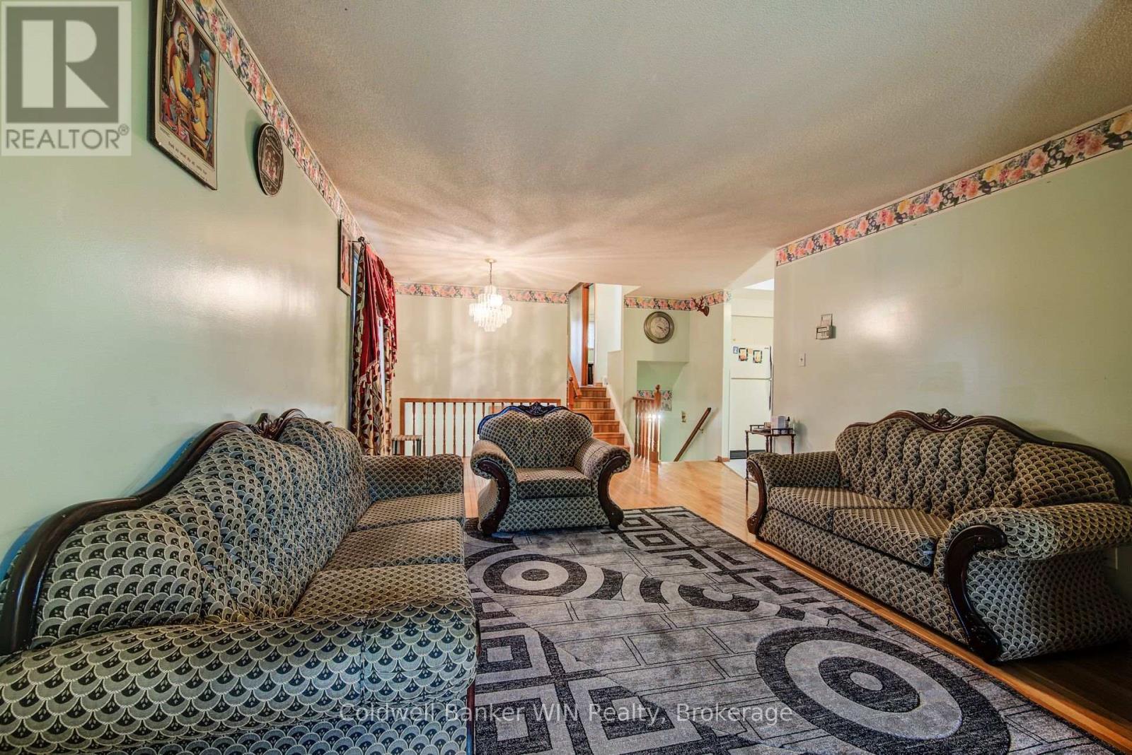 120 Melissa Cres., Wellington North, Ontario  N0G 2L3 - Photo 7 - X12198300