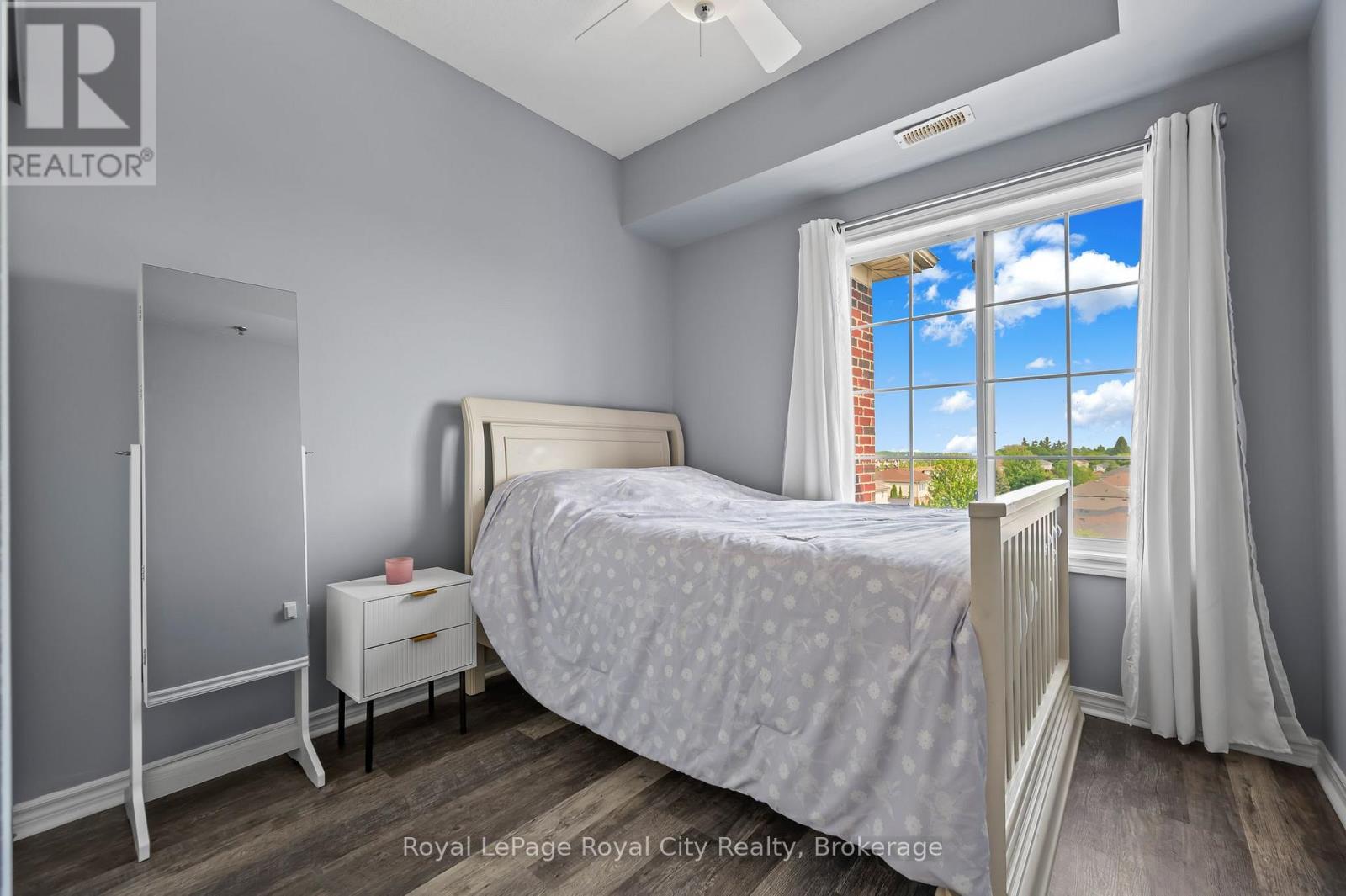 408 - 308 Watson Parkway N, Guelph, Ontario  N1E 0G7 - Photo 15 - X12198313