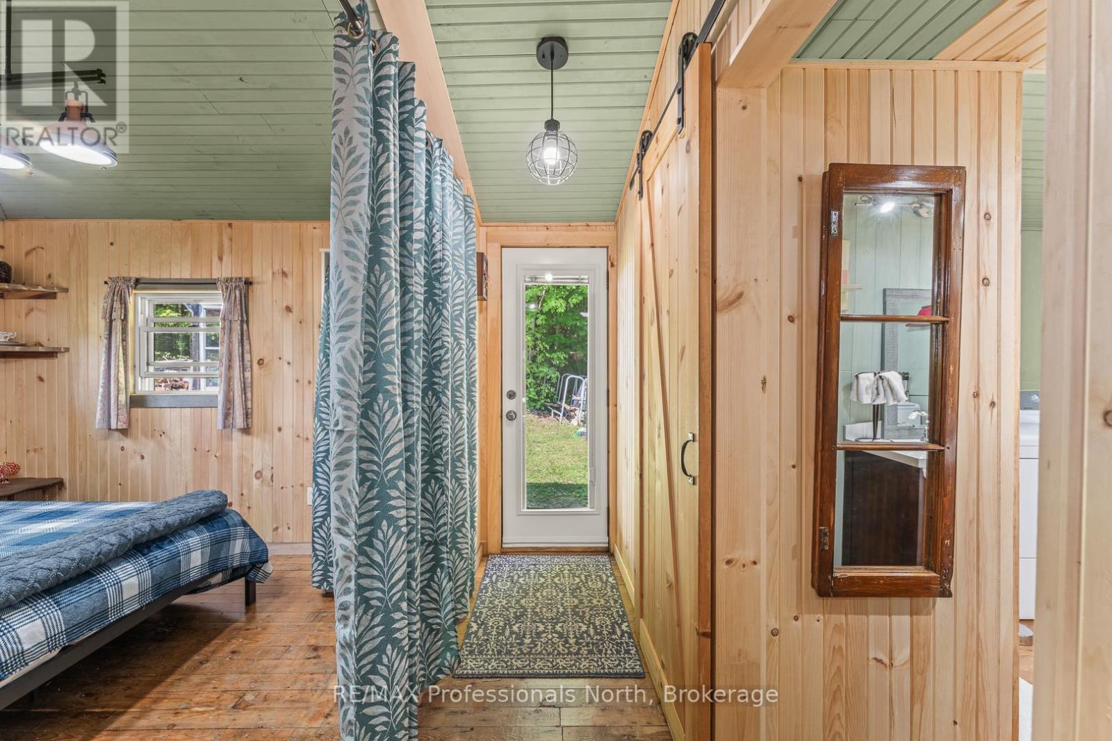 1053 Cutler Road, Muskoka Lakes, Ontario  P0B 1M0 - Photo 13 - X12198439
