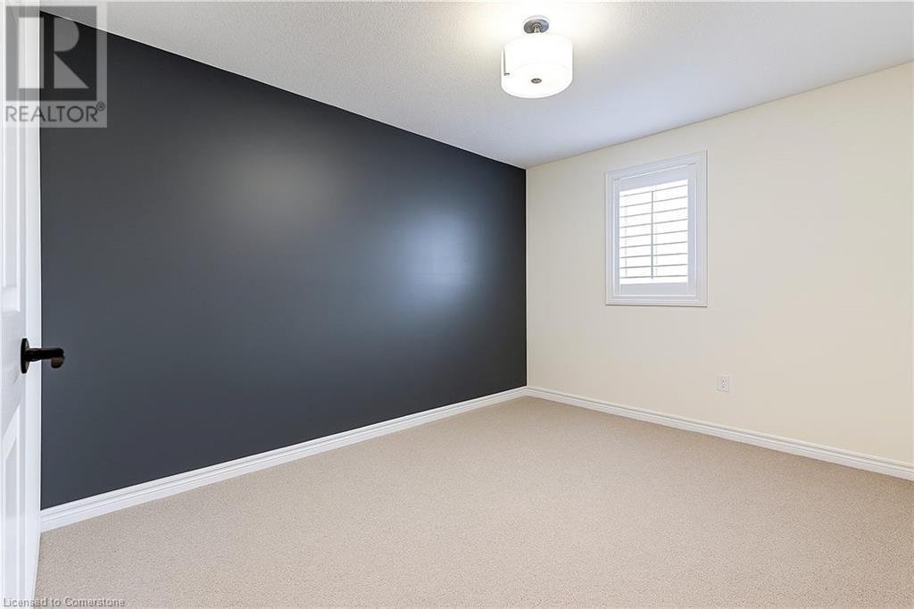 Upper-313 Featherstone Crescent, Kitchener, Ontario  N2R 1Z4 - Photo 9 - 40735668