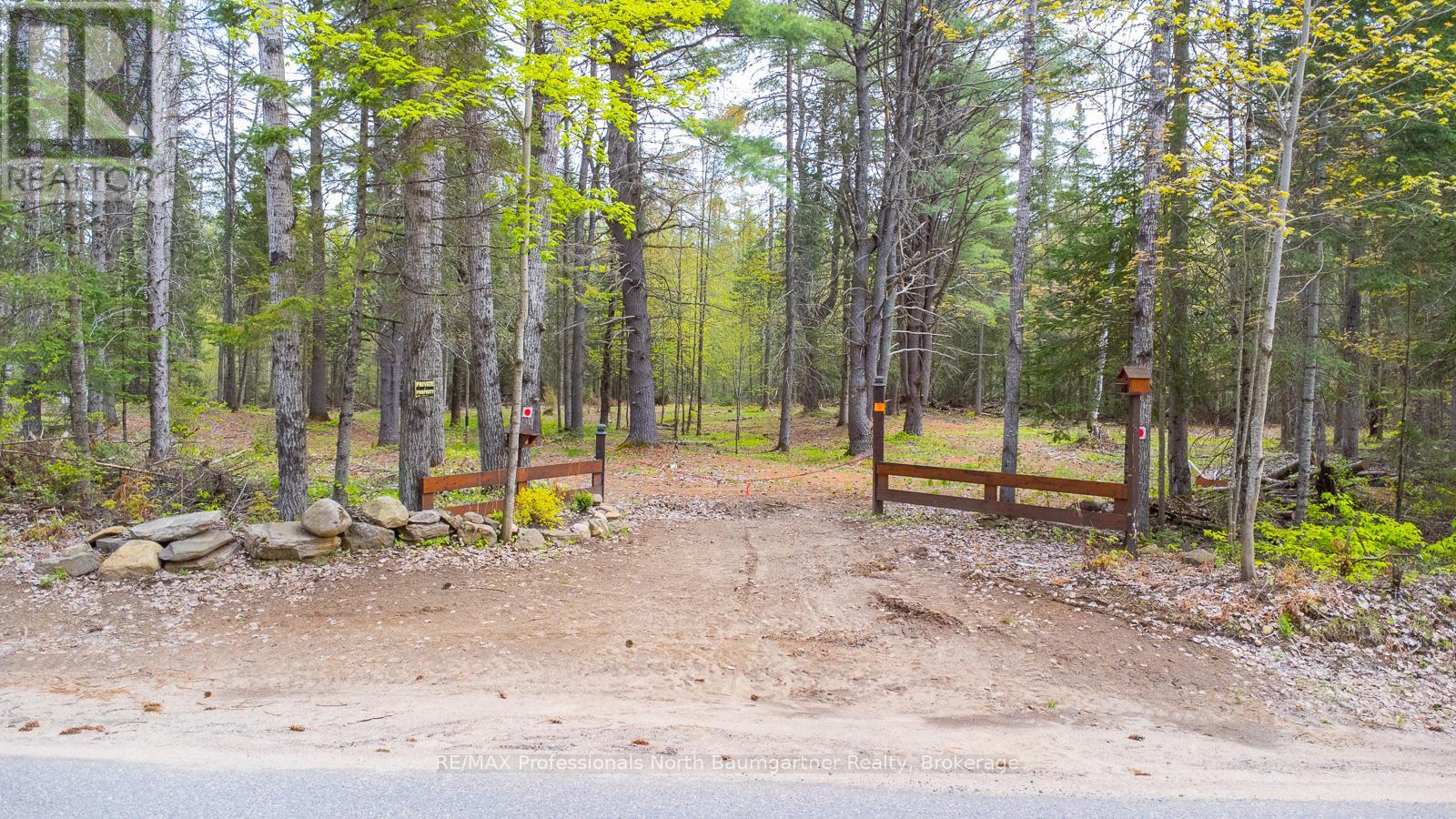 Pt11-12 Haliburton Lake Road, Dysart Et Al, Ontario  K0M 1S0 - Photo 2 - X12198773