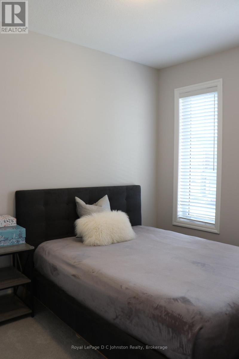 58 William Nador Street, Kitchener, Ontario  N2R 0S3 - Photo 25 - X12199131