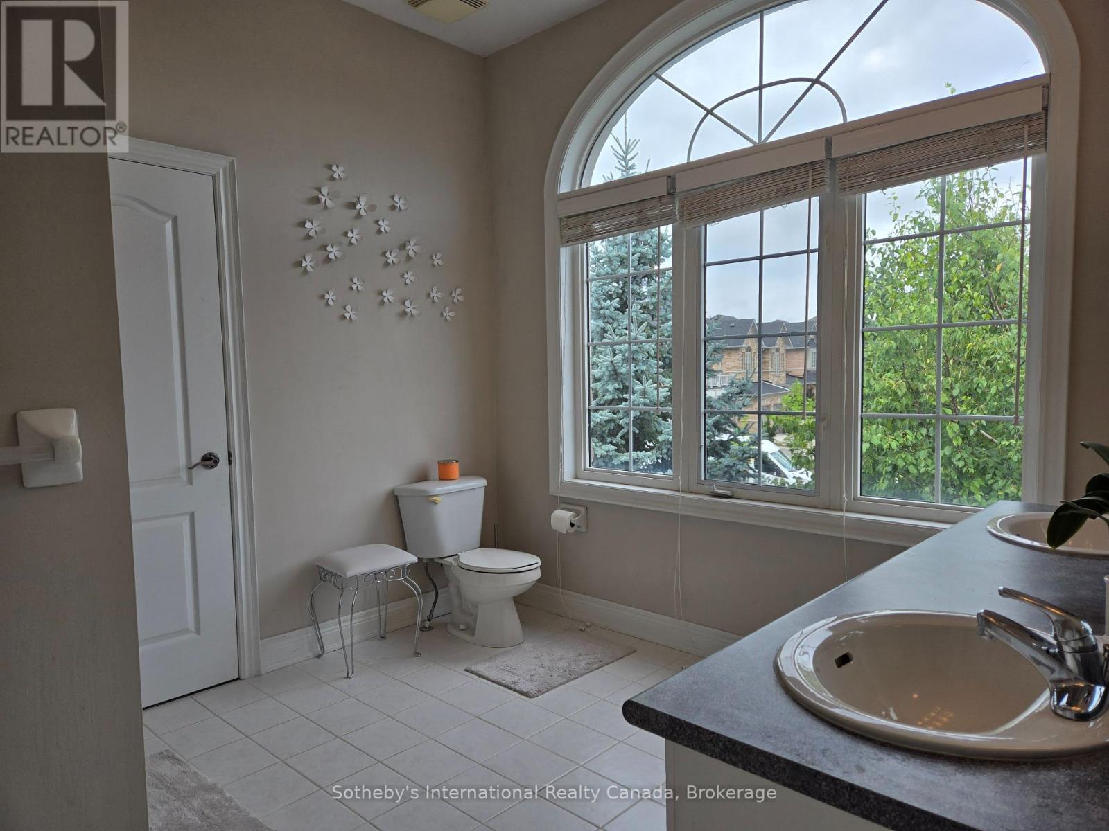 22 Prada Court, Brampton, Ontario  L6P 2K1 - Photo 25 - W12199203
