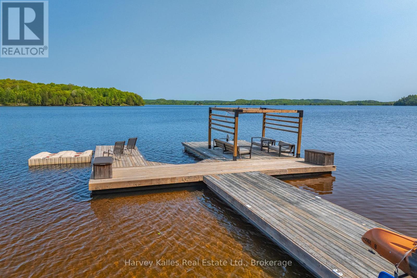 56 Deerview Trail, Huntsville, Ontario  P1H 2J2 - Photo 4 - X12199188
