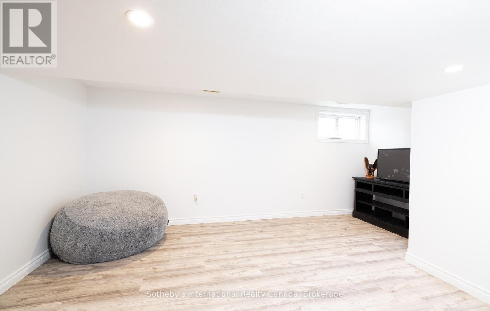 129 Bass Line, Oro-Medonte, Ontario  L3V 0J9 - Photo 33 - S12199450
