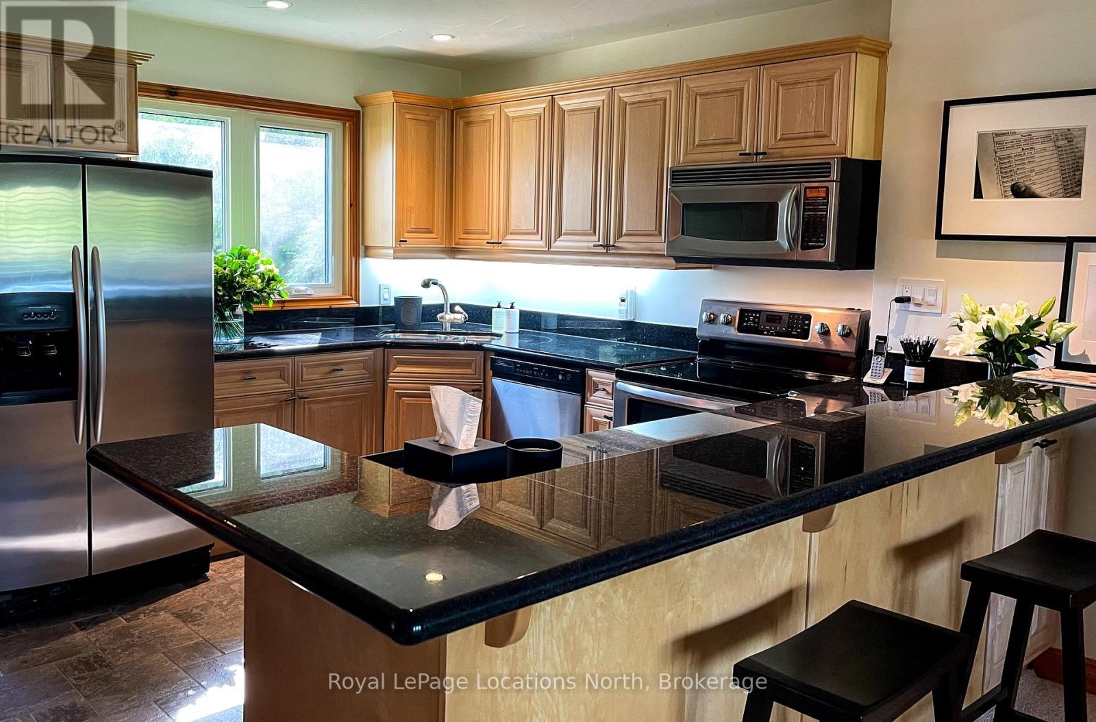 564 Oxbow Crescent, Collingwood, Ontario  L9Y 5B4 - Photo 4 - S12199725