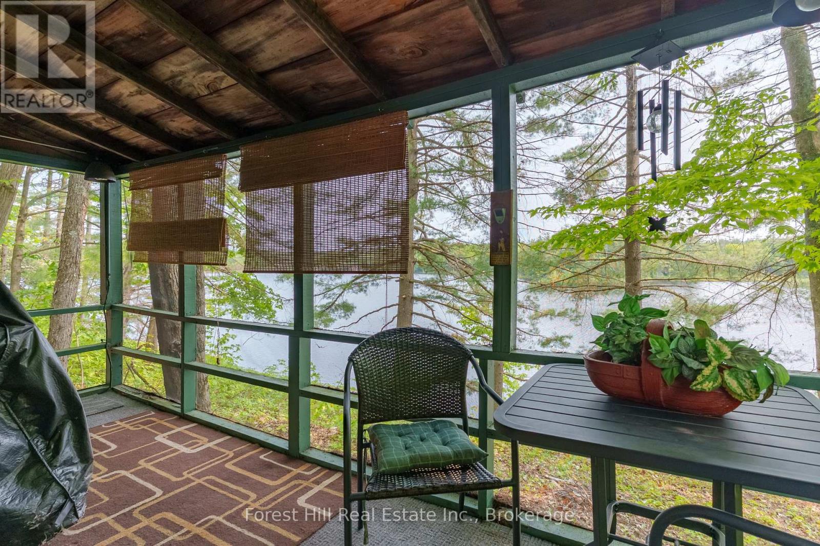 1067 West Black Lake Road, Muskoka Lakes, Ontario  P0C 1M0 - Photo 7 - X12199734