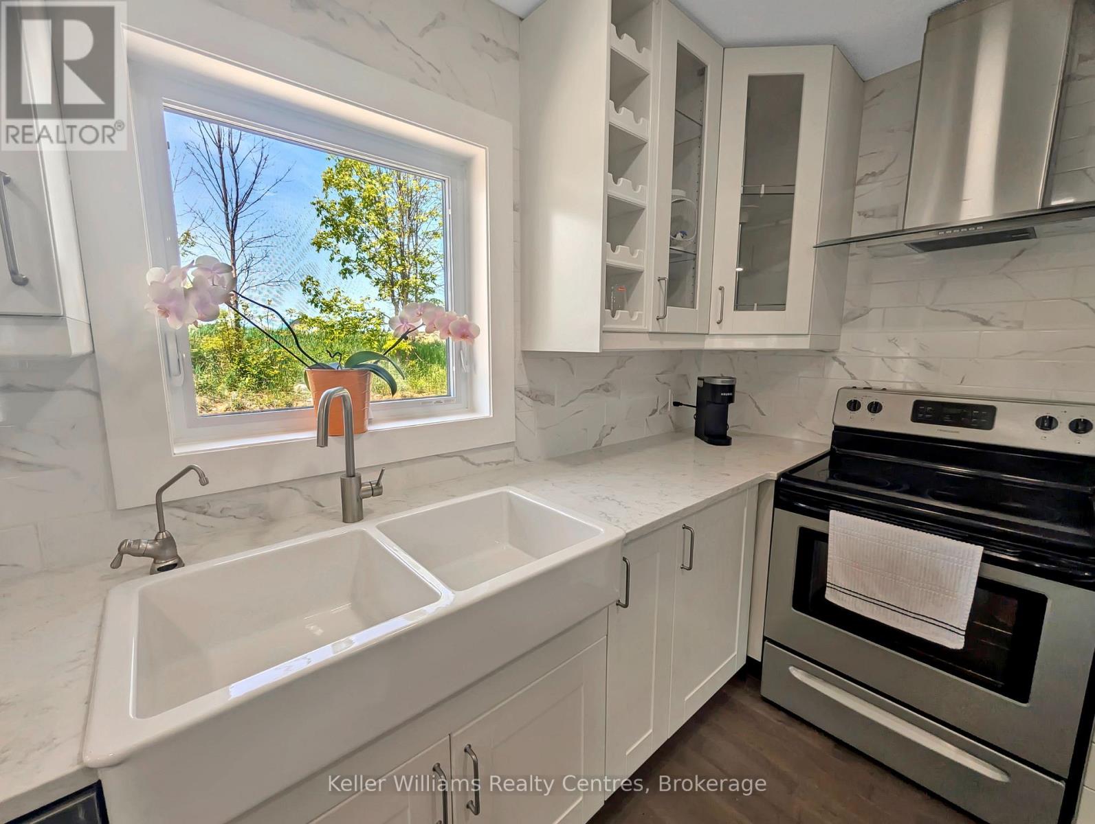 20 Red Bay Road, South Bruce Peninsula, Ontario  N0H 2T0 - Photo 14 - X12199737