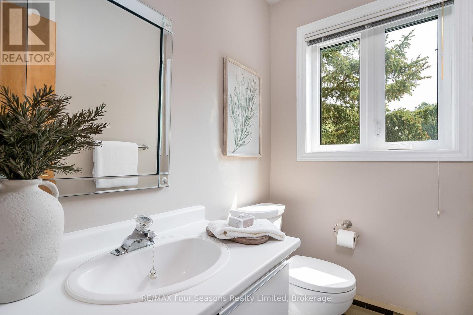 27 - 4 Ramblings Way, Collingwood, Ontario  L9Y 5C6 - Photo 6 - S12199842