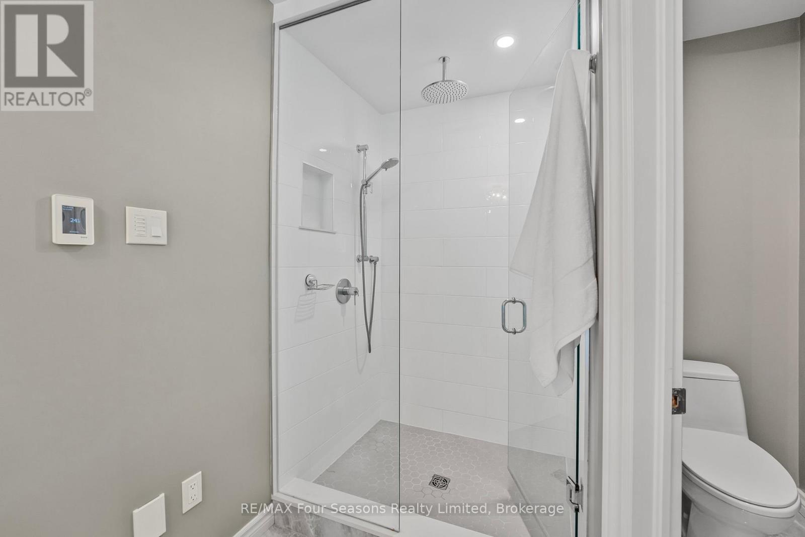 9 Jodies Lane, Springwater, Ontario  L9X 0M4 - Photo 28 - S12200016