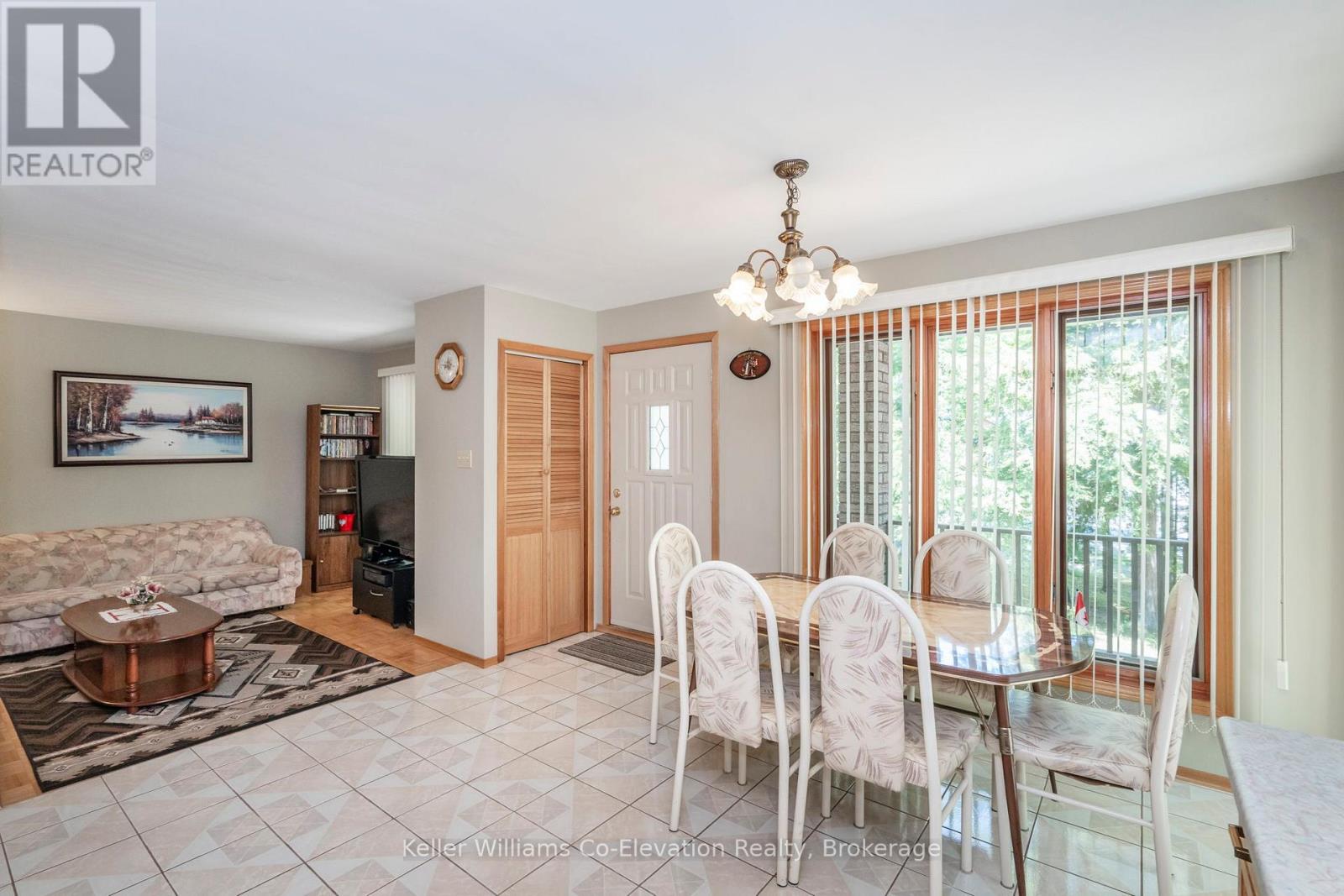 134 Tall Pines Drive, Tiny, Ontario  L9M 0H4 - Photo 5 - S12200073