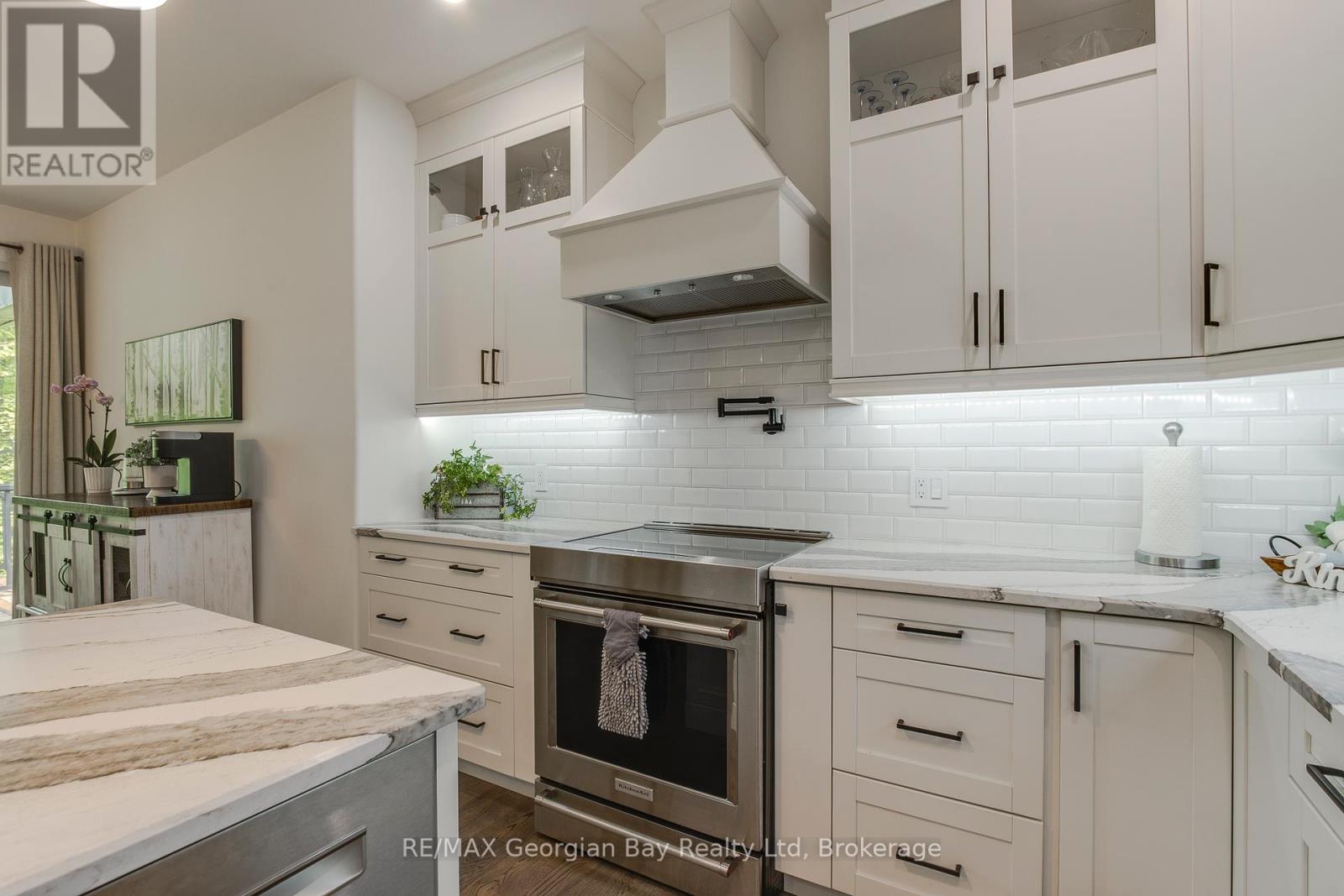 50 Windermere Circle, Tay, Ontario  L4R 0C3 - Photo 18 - S12200145