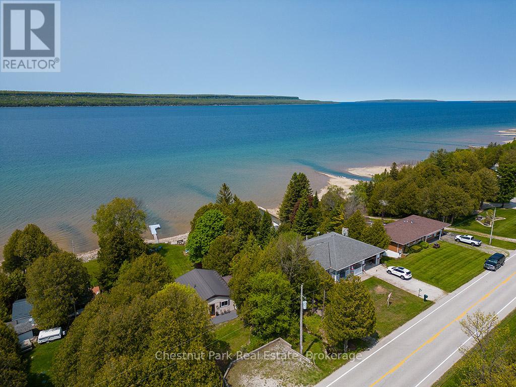 502419 Grey Road 1, Georgian Bluffs, Ontario  N0H 2T0 - Photo 5 - X12200131
