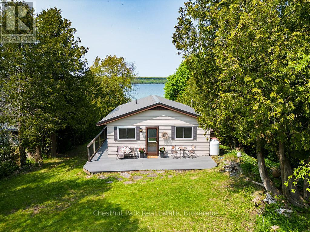 502419 Grey Road 1, Georgian Bluffs, Ontario  N0H 2T0 - Photo 7 - X12200131