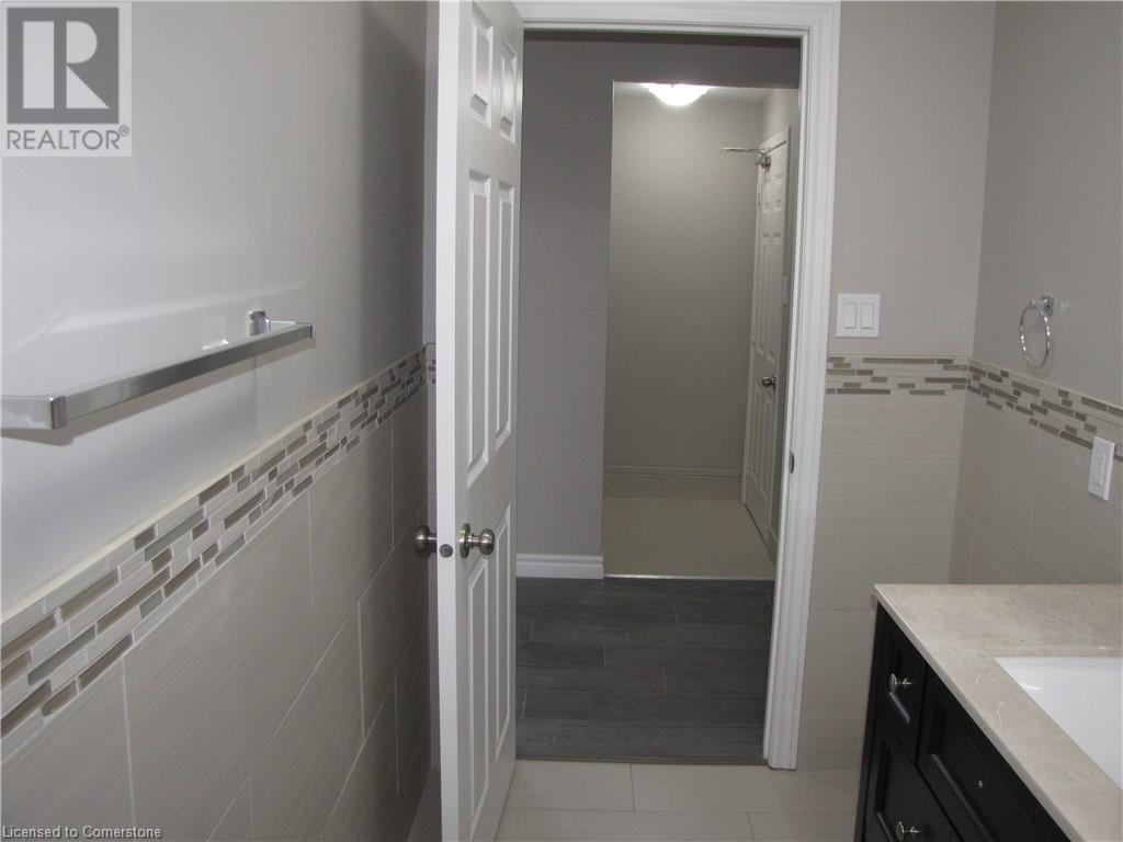 181 King Street E Unit# 15, Kitchener, Ontario  N2G 2K8 - Photo 3 - 40737545