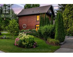 2 ERIE STREET, Collingwood, Ontario