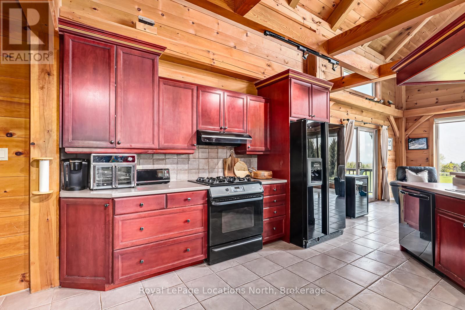 9197 County 91 Road, Clearview, Ontario  L0M 1H0 - Photo 11 - S12200369