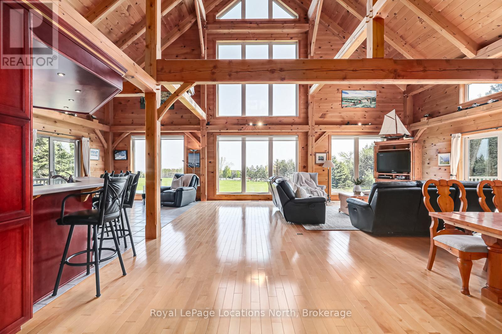 9197 County 91 Road, Clearview, Ontario  L0M 1H0 - Photo 7 - S12200369