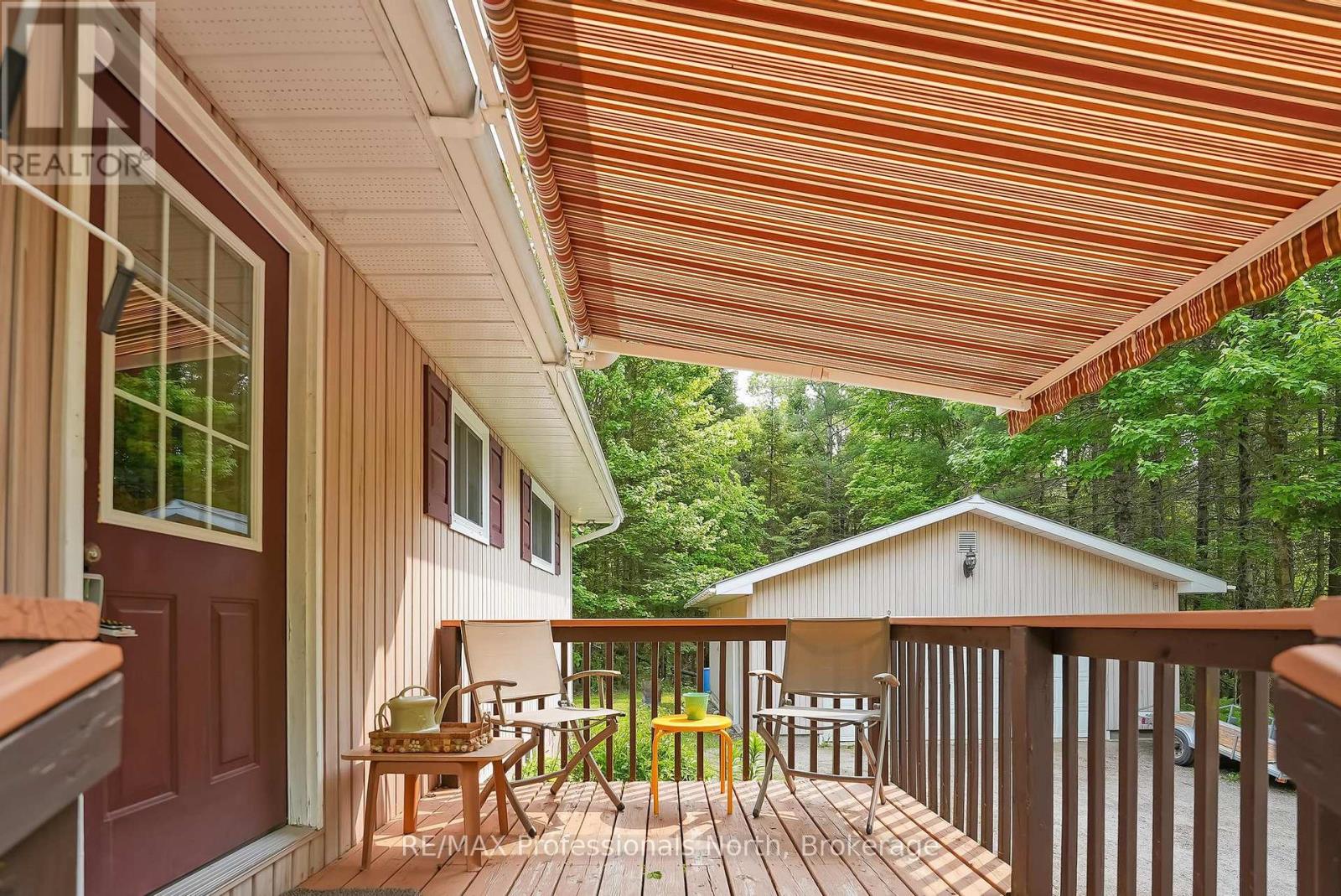 3072 Gelert Road, Minden Hills, Ontario  K0M 2K0 - Photo 2 - X12200360