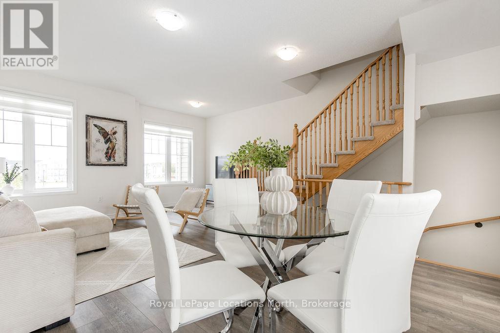 17 Sama Way, Wasaga Beach, Ontario  L9Z 0K3 - Photo 1 - S12200447