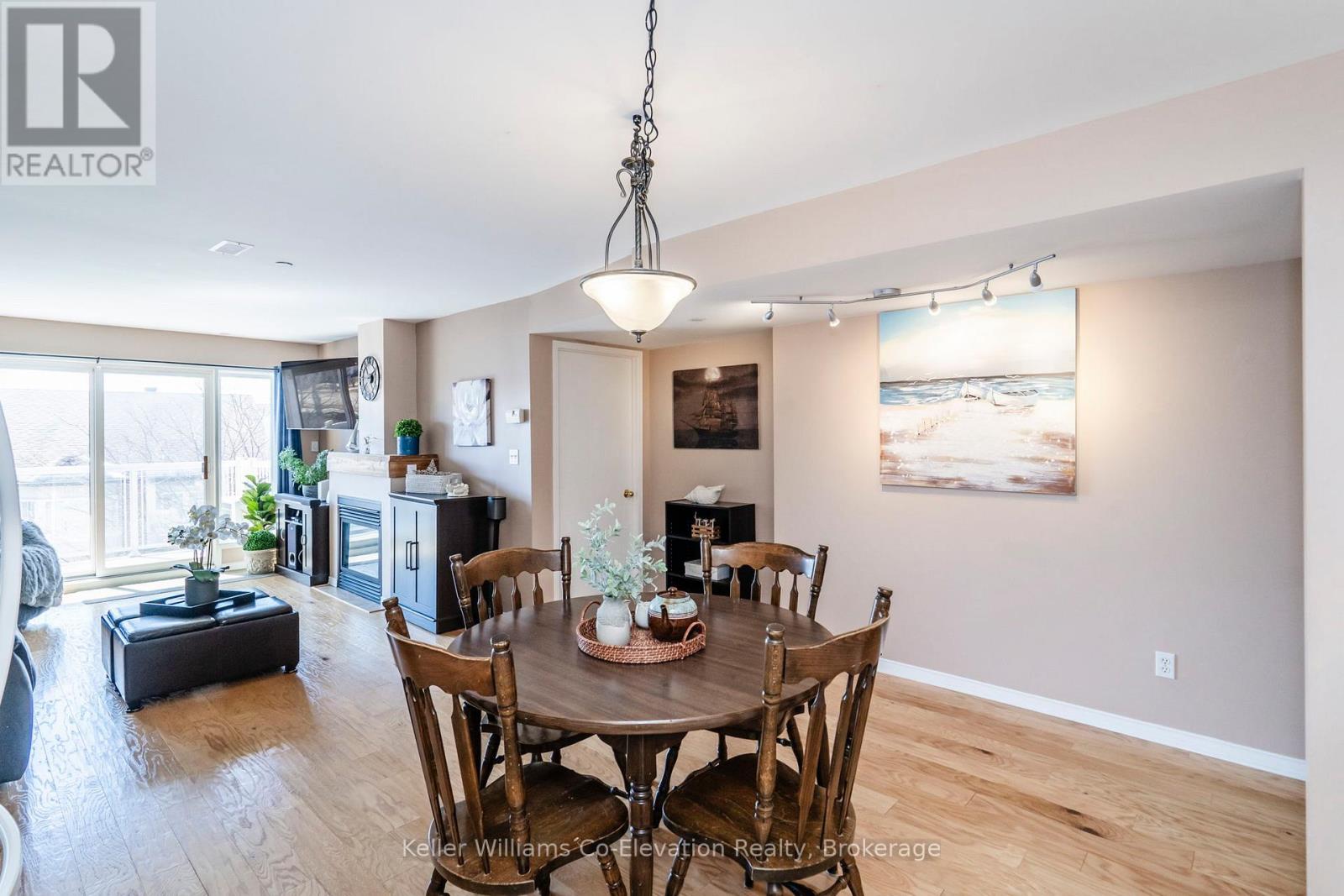 302 - 4 Beck Boulevard, Penetanguishene, Ontario  L9M 2H3 - Photo 11 - S12200463