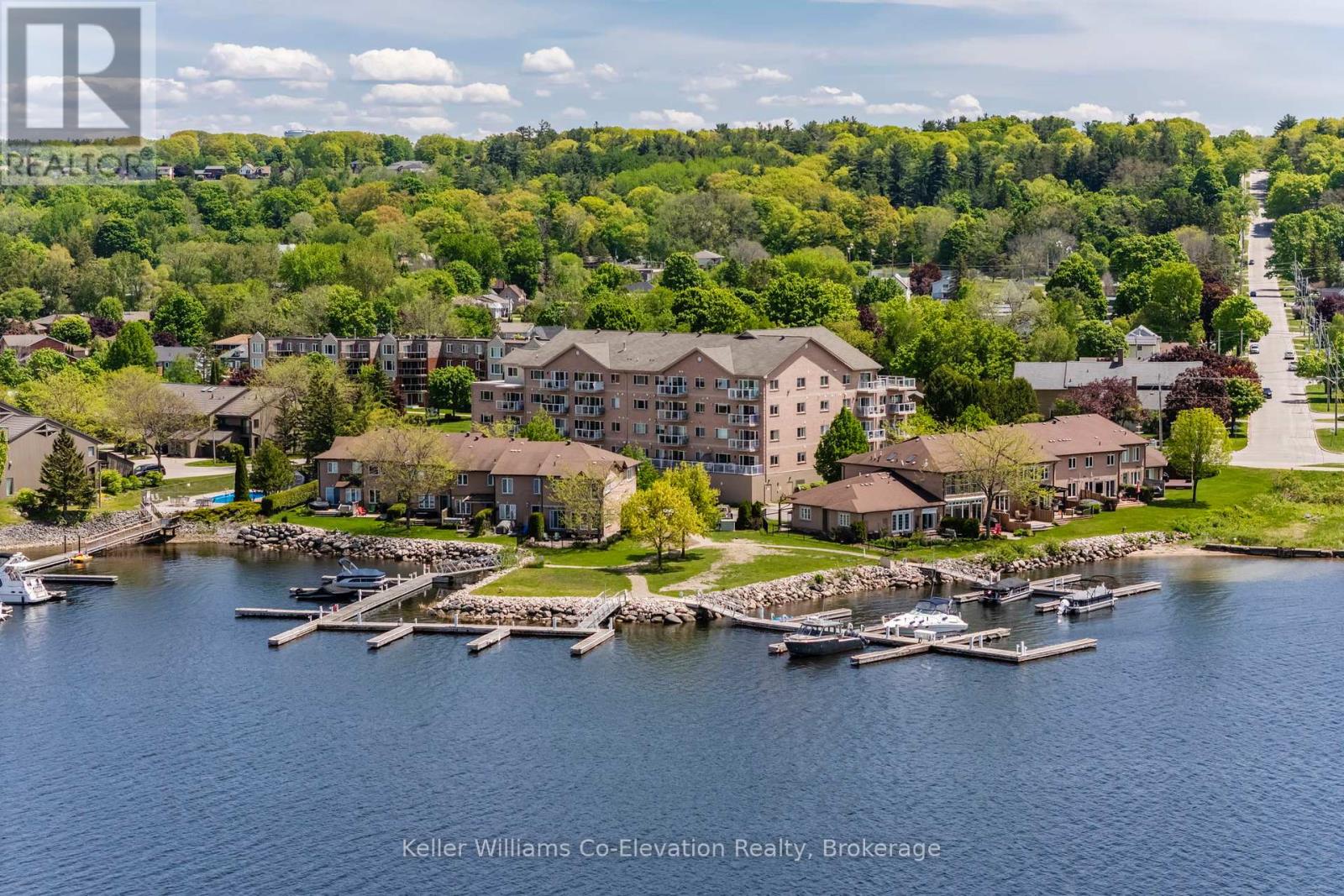 302 - 4 Beck Boulevard, Penetanguishene, Ontario  L9M 2H3 - Photo 2 - S12200463