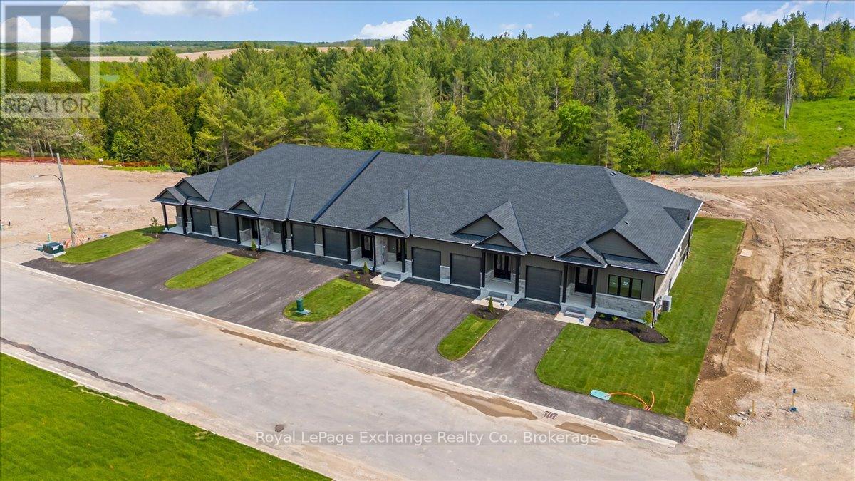 3 - 307 Arnaud Street, Arran-Elderslie, Ontario  N0G 2N0 - Photo 4 - X12200816