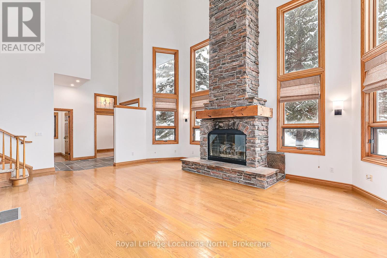137 Pioneer Lane, Blue Mountains, Ontario  L9Y 0M7 - Photo 9 - X12200998
