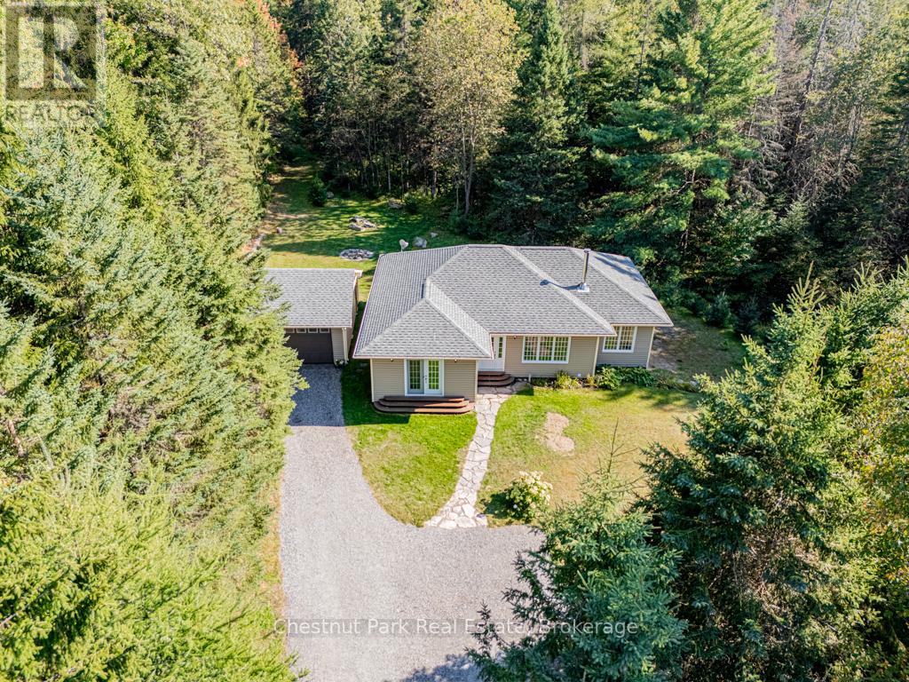 2253 LONE PINE DRIVE, Huntsville, Ontario