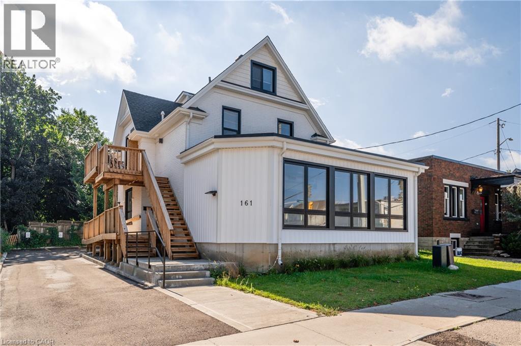 161 Victoria Street S, Kitchener, Ontario  N2G 2B7 - Photo 2 - 40723870