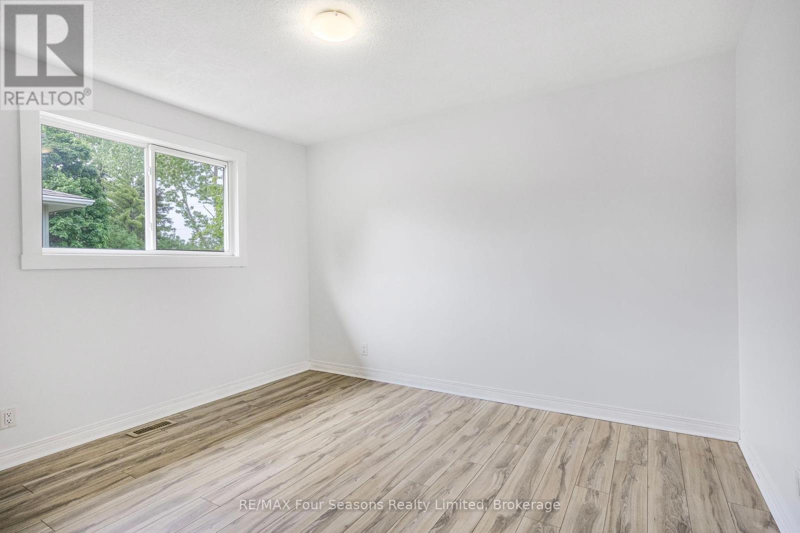 68 Courtice Crescent, Collingwood, Ontario  L9Y 4G1 - Photo 20 - S12201517