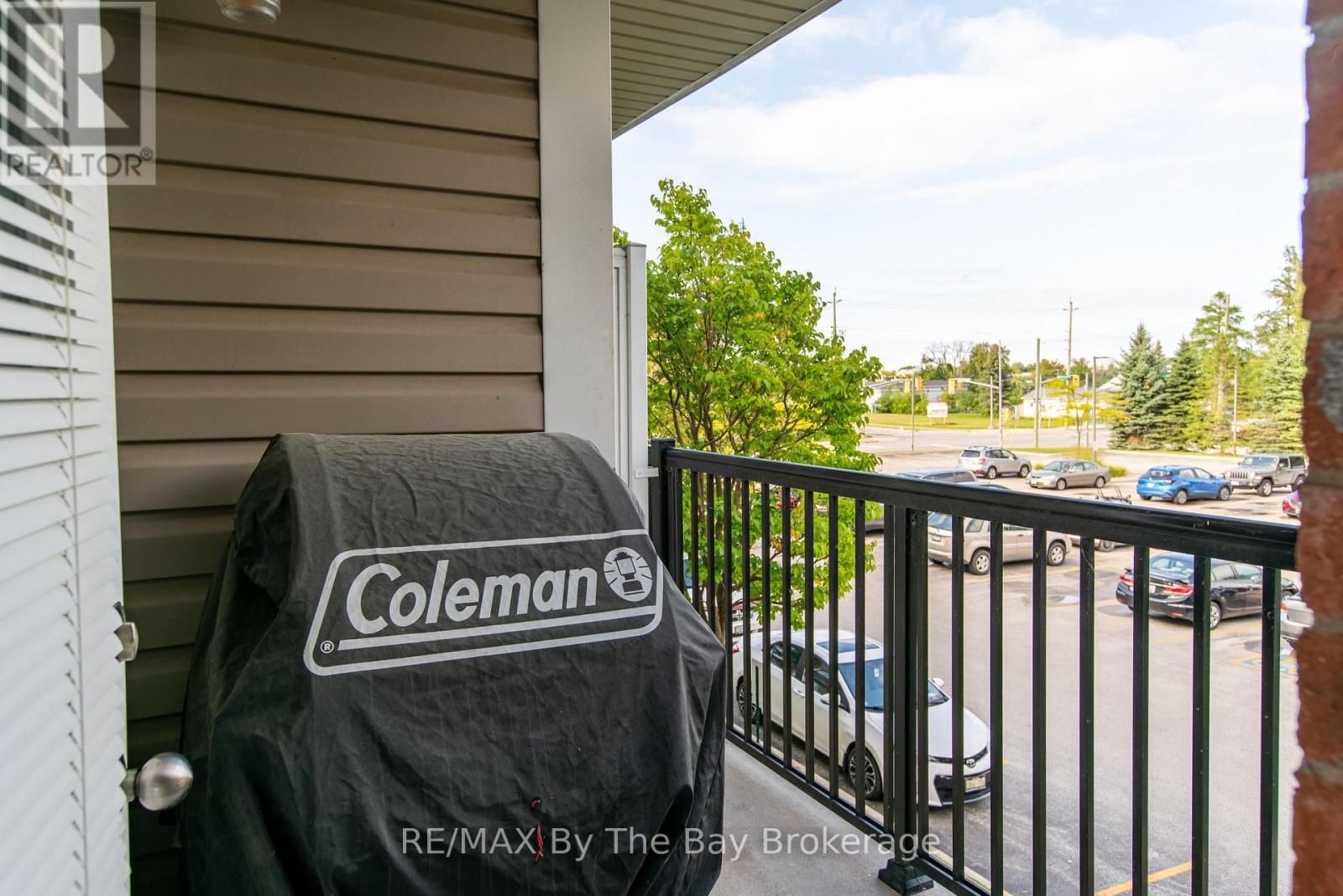 211 - 16 Westbury Road, Wasaga Beach, Ontario  L9Z 0B8 - Photo 17 - S12201538