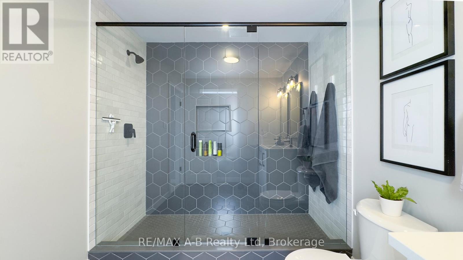 99 Clayton Street, West Perth, Ontario  N0M 1N0 - Photo 33 - X12201597
